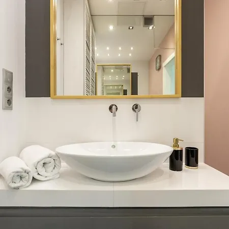 Apartment Urban - Great Location - Center - Zurawia *