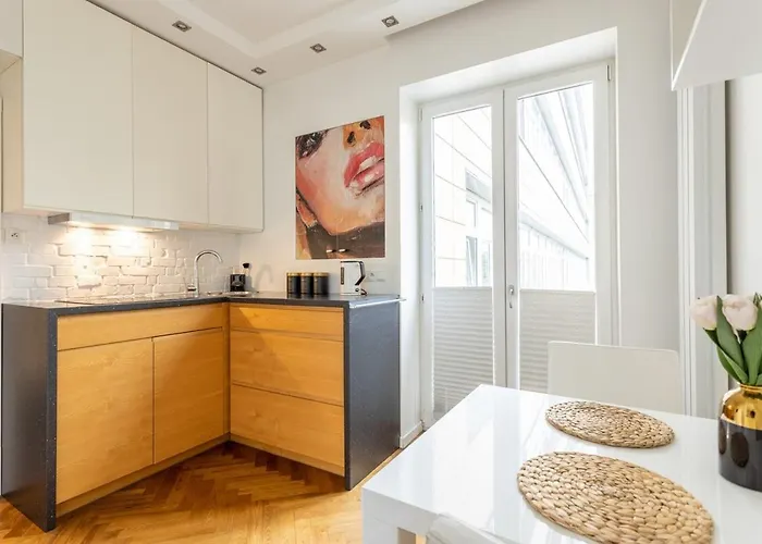 Urban - Great Location - Center - Zurawia